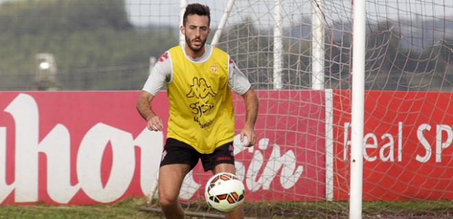 Álex Menéndez, en un entrenamiento. (FOTO: Rodrigo Medina).