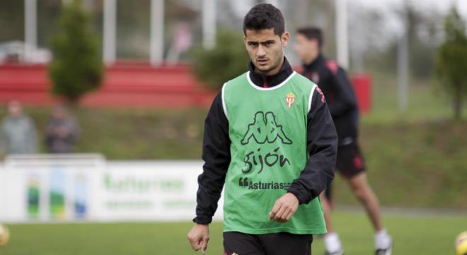 Nacho Cases, en un entrenamiento en Mareo.