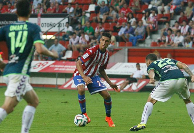 Rachid, en un partido del Sporting. (FOTO: Rodrigo Medina).