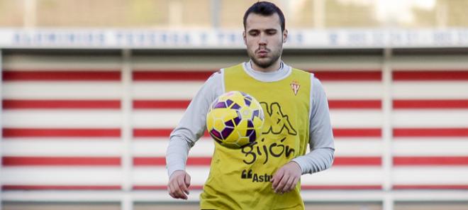 Santi Jara, durante un entrenamiento. (FOTO: Rodrigo Medina).