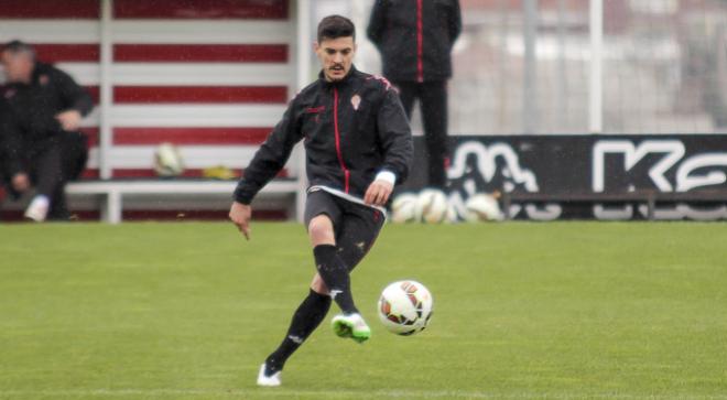 Sergio Álvarez, durante un entrenamiento. (Foto: Rodrigo Medina).