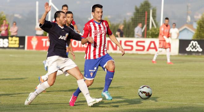 Isma López, en el amistoso ante la selección AFE. (FOTO: Rodrigo Medina).