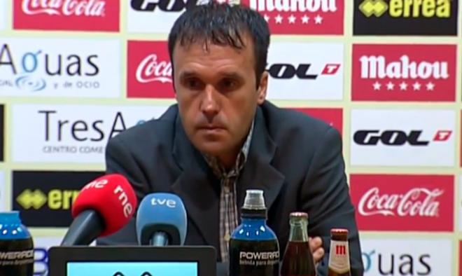 Lluis Carrillo, entrenador del Llagostera.