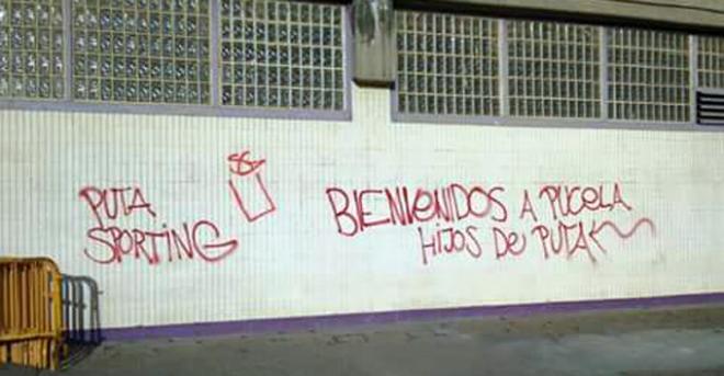 Las pintadas con las que amaneció el estadio José Zorrilla. (FOTO: @RSG1905RSG)