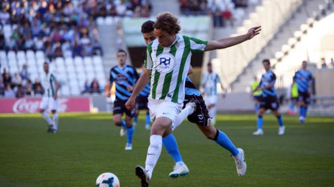 Mendi, con el primer equipo del Córdoba ante el Lugo. (FOTO: Cordoba C.F.)