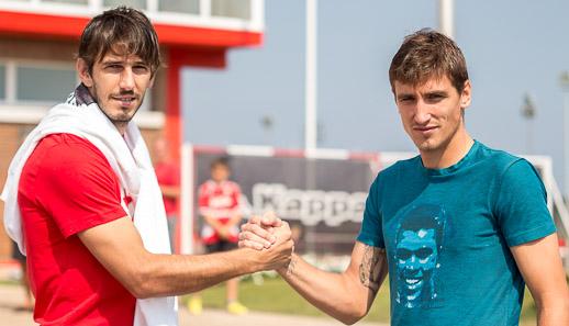 Stefan y Lekic, juntos en Mareo. (FOTO: Rodrigo Medina).