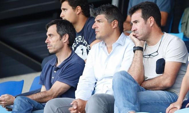 Iglesias en el centro de la imagen. (Foto: Realoviedo.es).