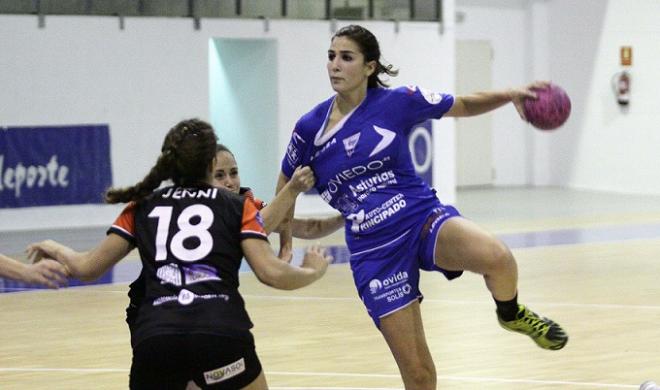 Irene, en una acción del partido. (FOTO: OBF).