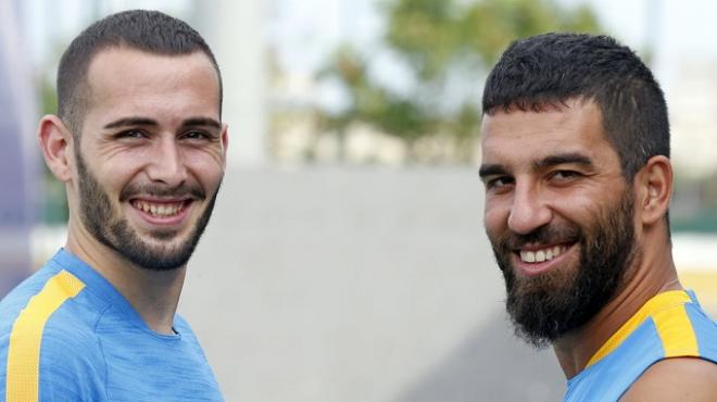 Arda y Vidal, jugadores del Barça. (FOTO: FCB).