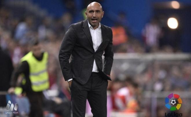 Abelardo, durante el partido.