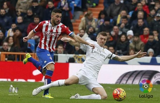 Guerrero durante un lance en el partido contra el Madrid.