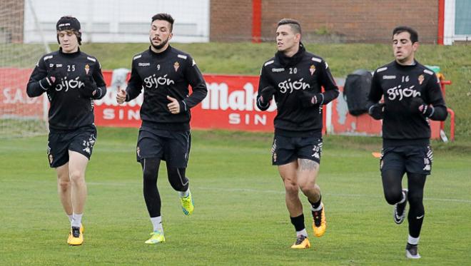 Halilovic, Guerrero y Sanabria junto a Carlos Castro en un entrenamiento durante la temporada 15/16 (Foto: Rodrigo Medina).