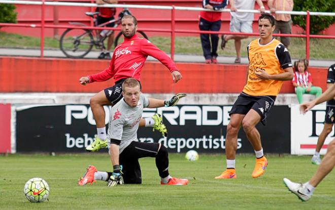 Lora, Alberto y Bernardo, en un entrenamiento. (FOTO: Rodrigo Medina).