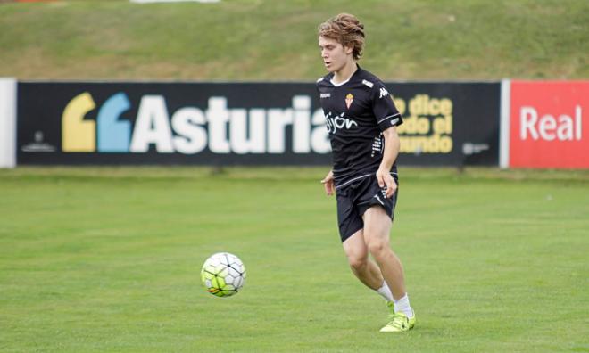 Halilovic, en un entrenamiento en Mareo. (FOTO: Rodrigo Medina).