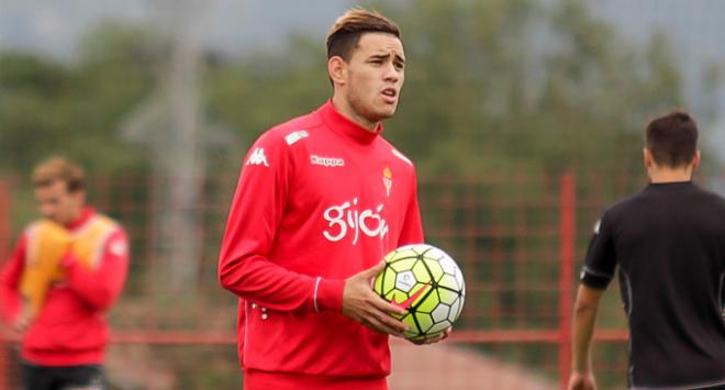 Sanabria, en un entrenamiento en Mareo. (FOTO: Rodrigo Medina).