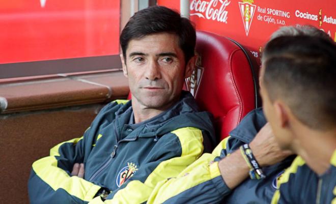 Marcelino, en los banquillos de El Molinón. (FOTO: Rodrigo Medina).