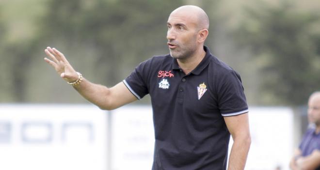 Abelardo, en el encuentro frente al Lealtad. (FOTO: Rodrigo Medina).