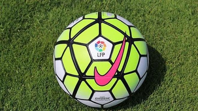 Balón de la Liga BBVA 2015-2016.