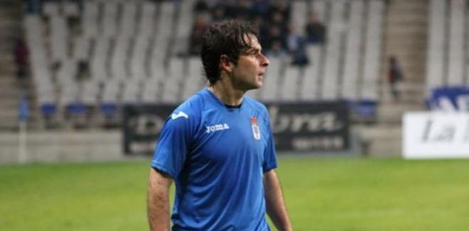 Manu Busto, en su etapa en el Real Oviedo.