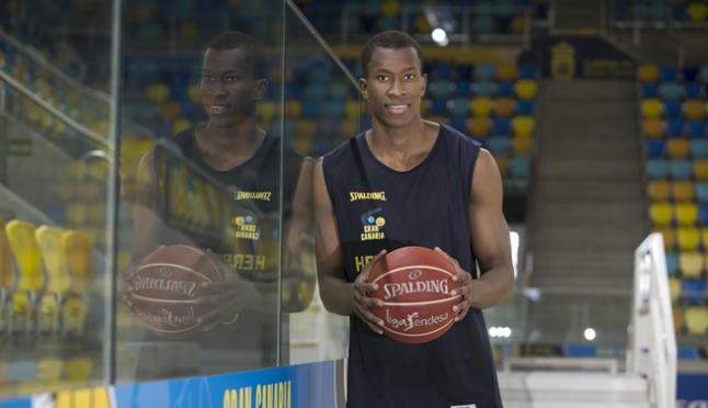 Nueva incorporación para el Oviedo Baloncesto