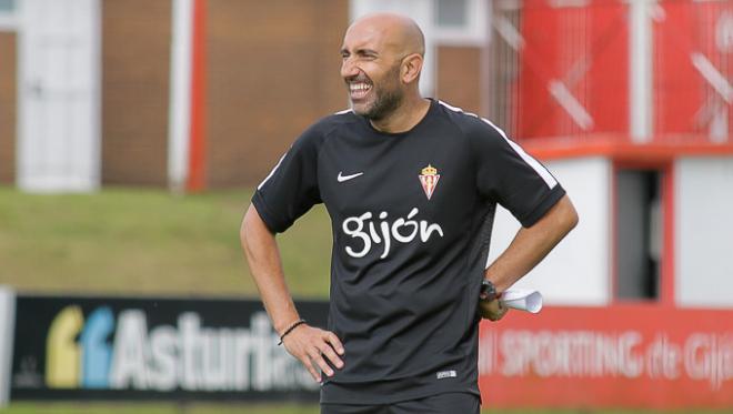 Abelardo, en una sesión de trabajo (Foto: Rodrigo Medina).