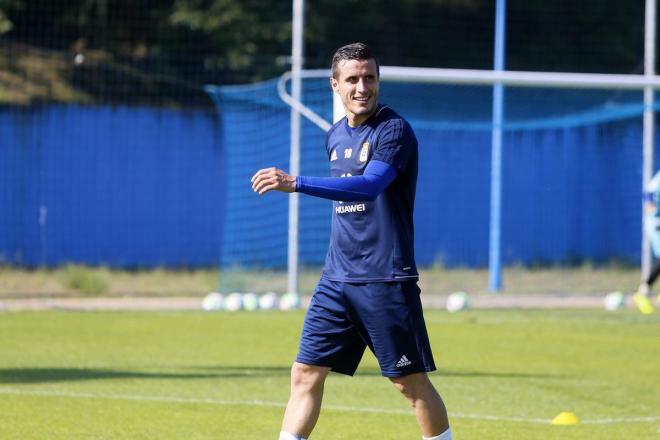 Christian, durante un entrenamiento con el Real Oviedo.