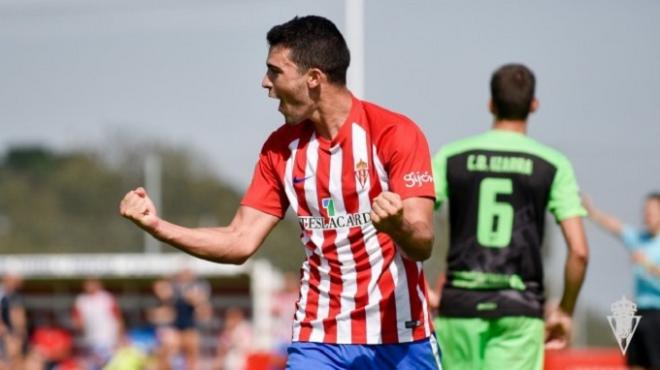 Claudio celebra uno de sus tantos esta temporada (Foto: RSG).