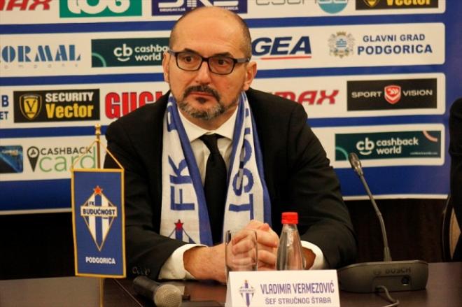 Vermezovic en su presentación como técnico del Buducnost (Foto: RTCG.me).