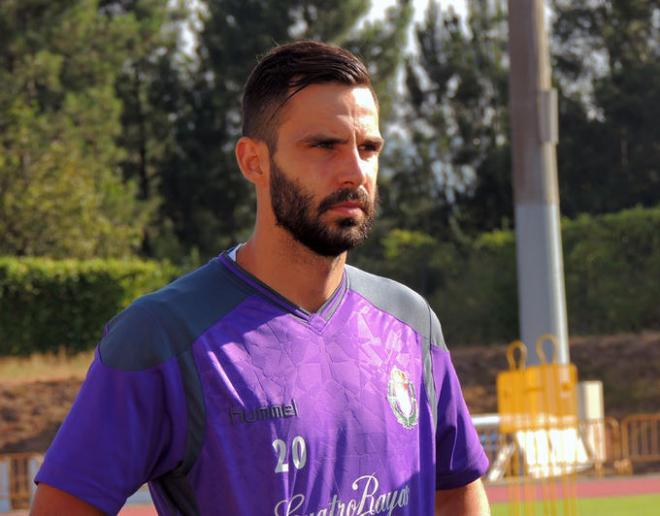 Alberto Guitán en un entrenamiento del Valladolid.