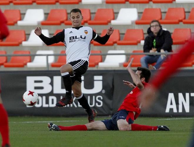 Fran Villalba, en un partido con el Valencia Mestalla (Foto: VCF).