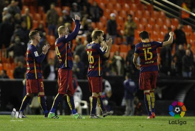 Los jugadores azulgranas celebran el pase.