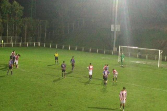 Paredes falla un penalti en el último instante. FOTO:C.G