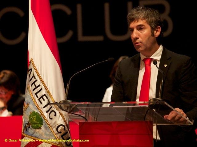 Josu Urrutia en una asamblea del Athletic Club.