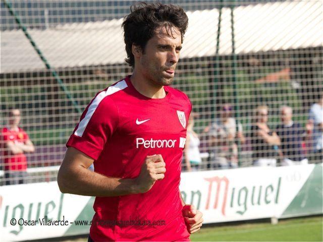 Etxeita firma el primer gol de la defensa (Foto: EDB).