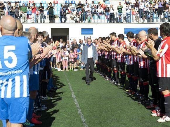 Antón Arieta hizo el paseíllo en Tabira.