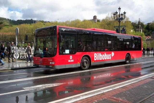 Bilbobus prolongará su servicio el domingo.