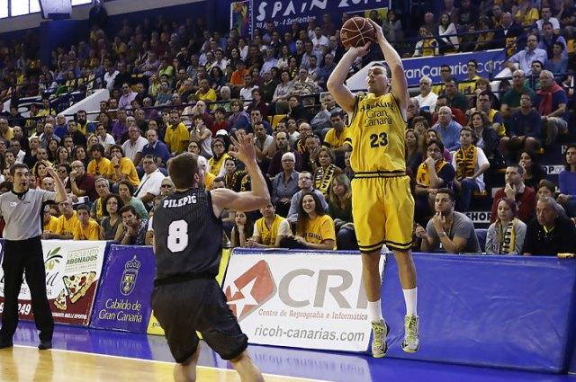 'La Roca' ha sido una cancha maldita para el Bilbao Basket (ACBPhoto).