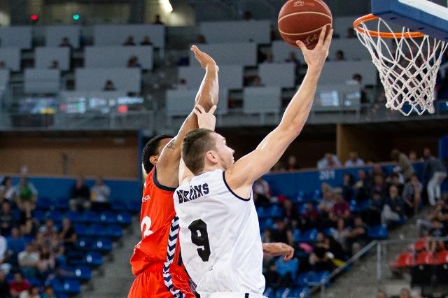 Bertans rechazó irse a jugar al Baskonia.