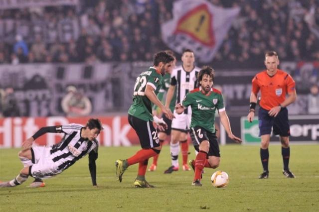 Beñat dominó la zona ancha ante el Partizan. FOTO:athletic