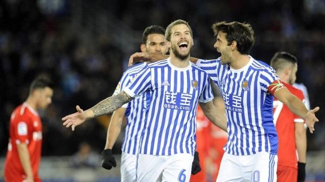 Iñigo Martínez y Xabi Prieto estuvieron muy unidos en la Real Sociedad.