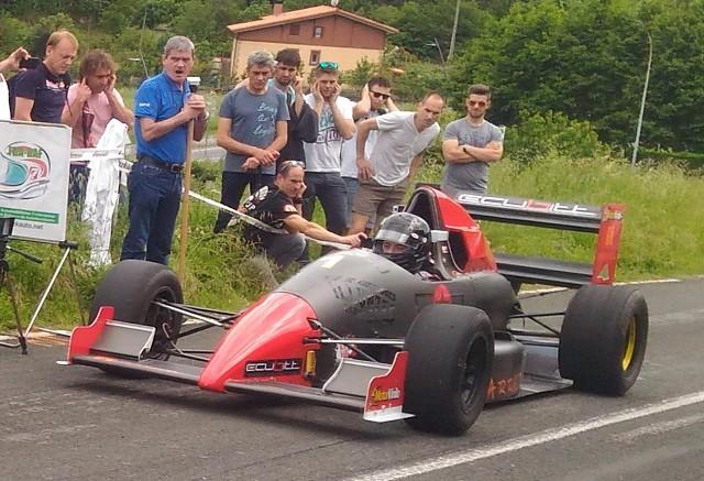 Asier Bidaburu se impuso en monoplazas (Foto: FVA).