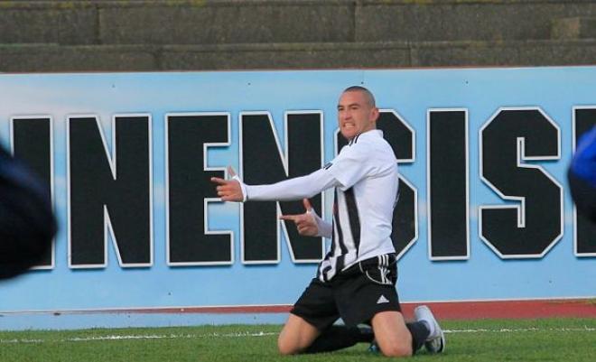 El algecireño celebrando un gol.