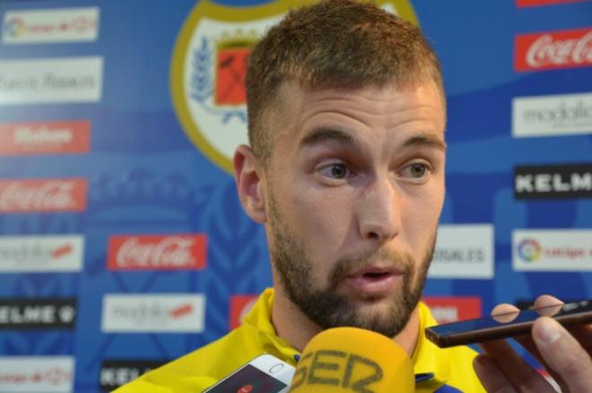 Carrillo, en la zona mixta de Vallecas (Foto: Cádiz CF).