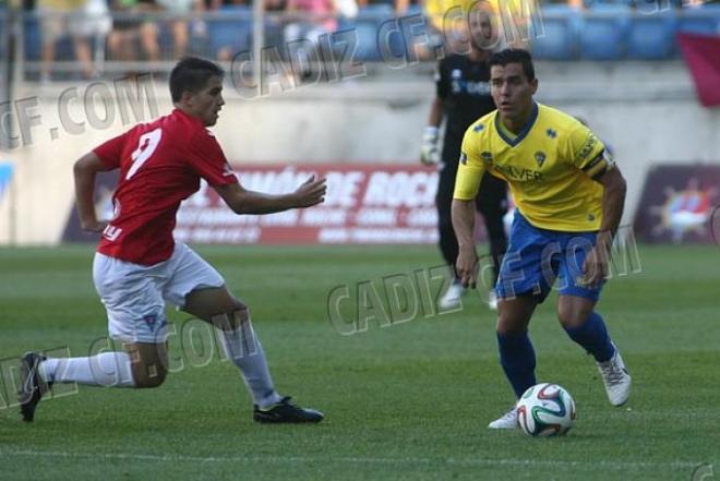 La Roda consiguió arañar un empate de Carranza (foto:cadizcf.com).