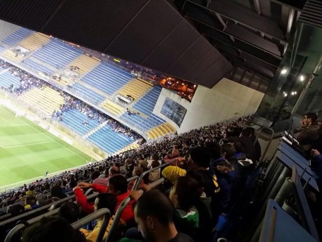 Imagen de la tribuna en el último partido celebrado en sábado.