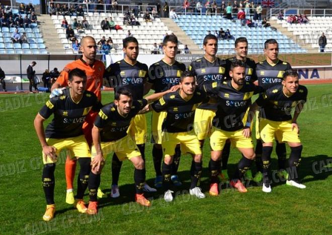 Imagen del equipo titular del Cádiz en Lorca (foto:cadizcf.com).