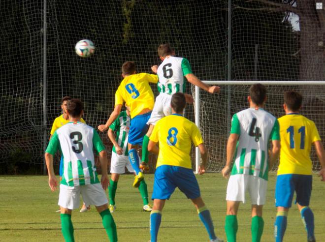 Los de Sanlúcar llegaron al descanso con 0-2. (FOTO: cadizcf.com)