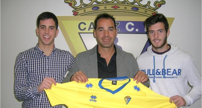 El directo deportivo del Cádiz junto a los juveniles. (Foto: webcadizcf.com).