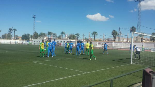 Empate sin goles entre el Guadalcacín y Los Barrios.