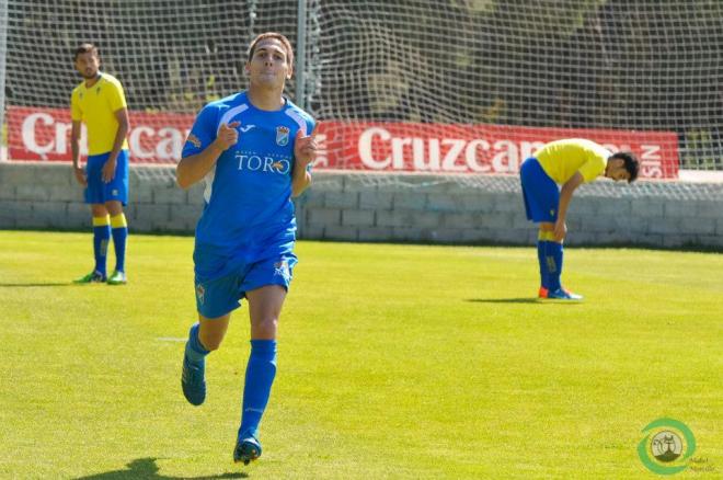 Daza, celebrando su gol (Foto: Mabel Morcillo).